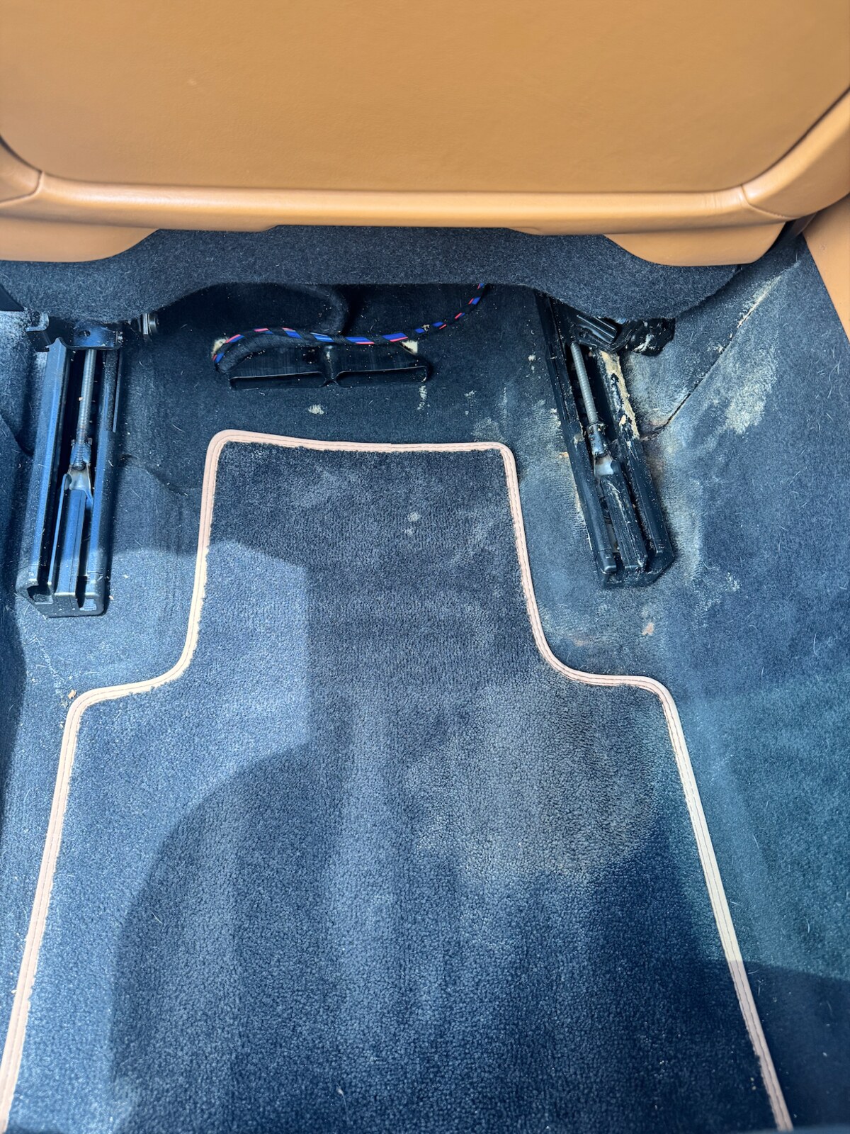 Rear Floor & Carpet Extraction before detailing